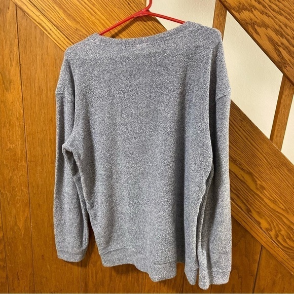 Delta Delta Delta Long Sleeve Shirt Size Large - Picture 4 of 4